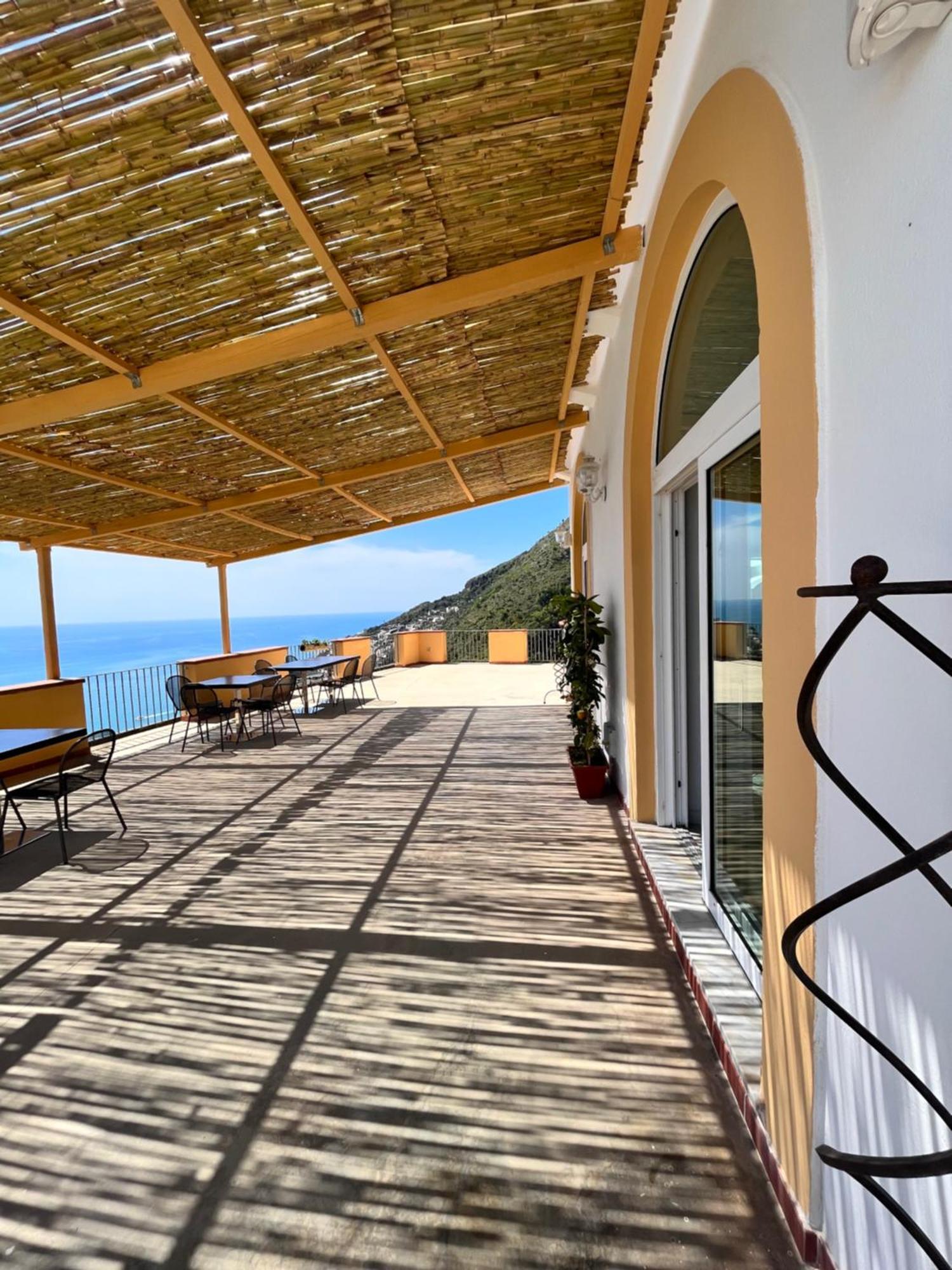 Tenuta La Picola Фуроре Экстерьер фото